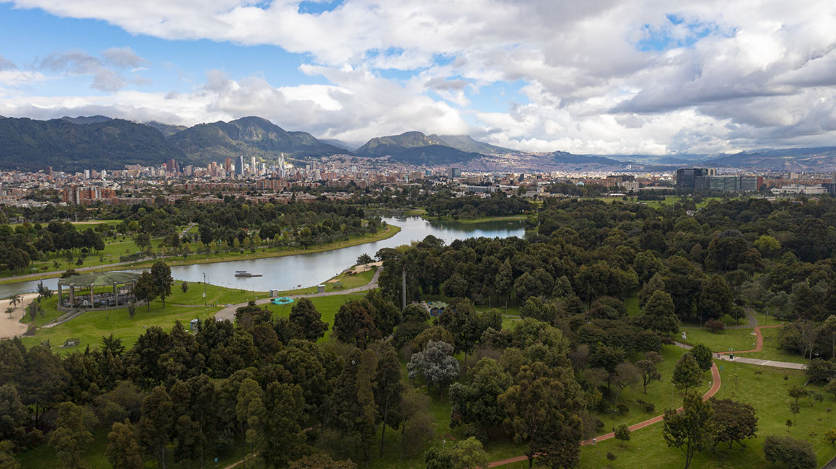 82_Parque Simón Bolívar_RicardoBaez_qrakr7